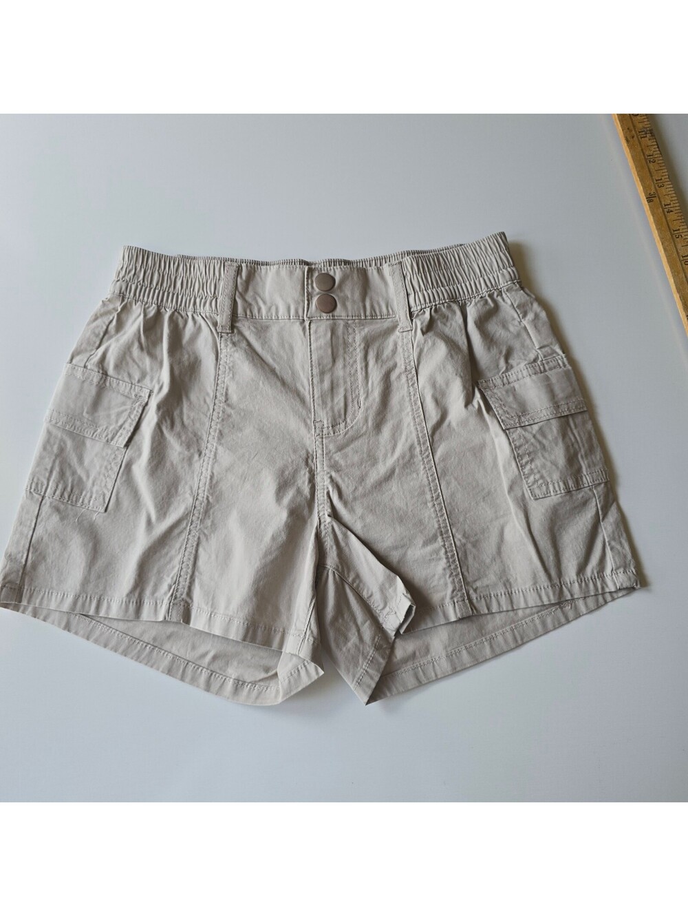 Celebrity Pink Women's Khaki Cargo Shorts XS Elastic Waist Casual